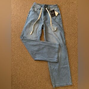 Flamingals Wide leg With Adjustable Drawsring